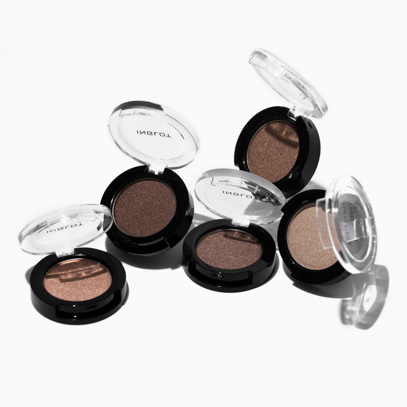 צללית עשירה בפיגמנט בגימור משי - PEARL Eyeshadow | INGLOT