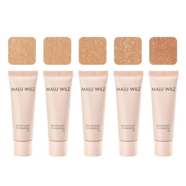 מייקאפ רדיאנט לייט מלו וילז | RADIANT LIGHT FOUNDATION MALU WILZ - Image 2