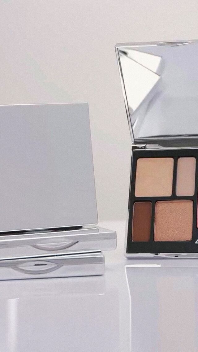 הקולקציה החדשה של המותג INGLOT לרגל חגיגות 40 שנה למותג העולמי, כבר באתר ואנחנו מאוהבות! גם מהעיצוב ובחירת הגוונים. מה דעתכן?? פרטים בסטורי שלנו >>>> לינק לאתר בביו