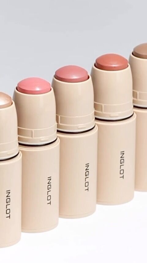 היי גורג׳ס!✨
 הכירי את הסטיקים הקרמים של INGLOT - חובה בכל תיק איפור! 
מגיעים ב3 סוגים:
-ברונזר/ קונטור
-סומק
-היילייט/ שימר 
עוד פרטים בסטורי>>
#סומק #ברונזר #קונטור #שימר #איפור #blush #bronzer #inglot #inglotcosmetics #אינגלוט